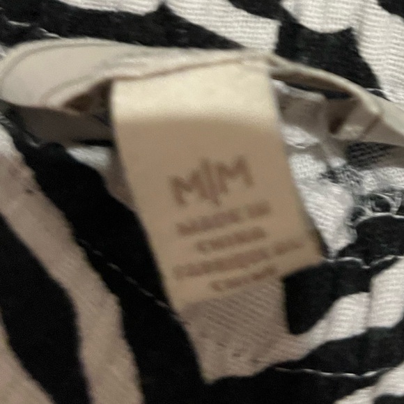 Jules & Leopold Casuals Women's Zebra Print Cropped Jogger Pants Size Medium - Picture 5 of 8